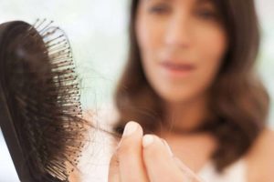 quais os tratamentos para queda de cabelos em curitiba